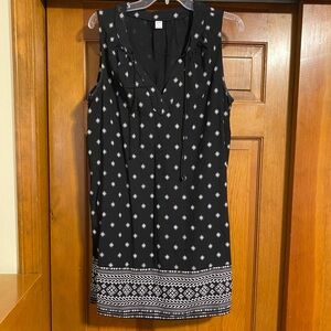 Old Navy Black and White Sleeveless Dress